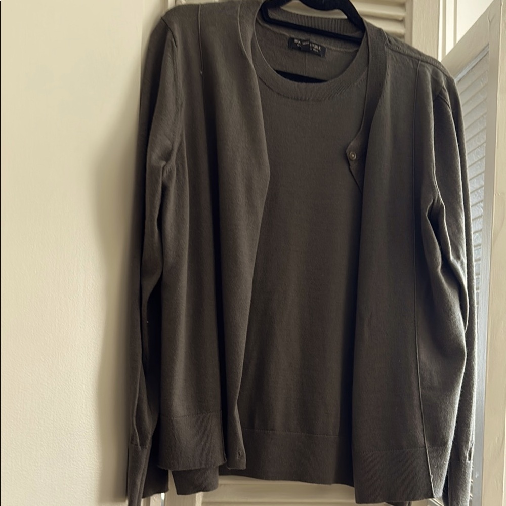 Banana Republic women Brownish Gray  Twin Set Cardigan Sweaters